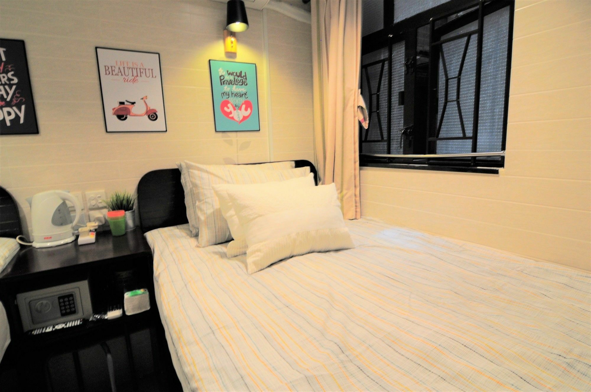 Big Wave Travel Hotel Хонконг Екстериор снимка