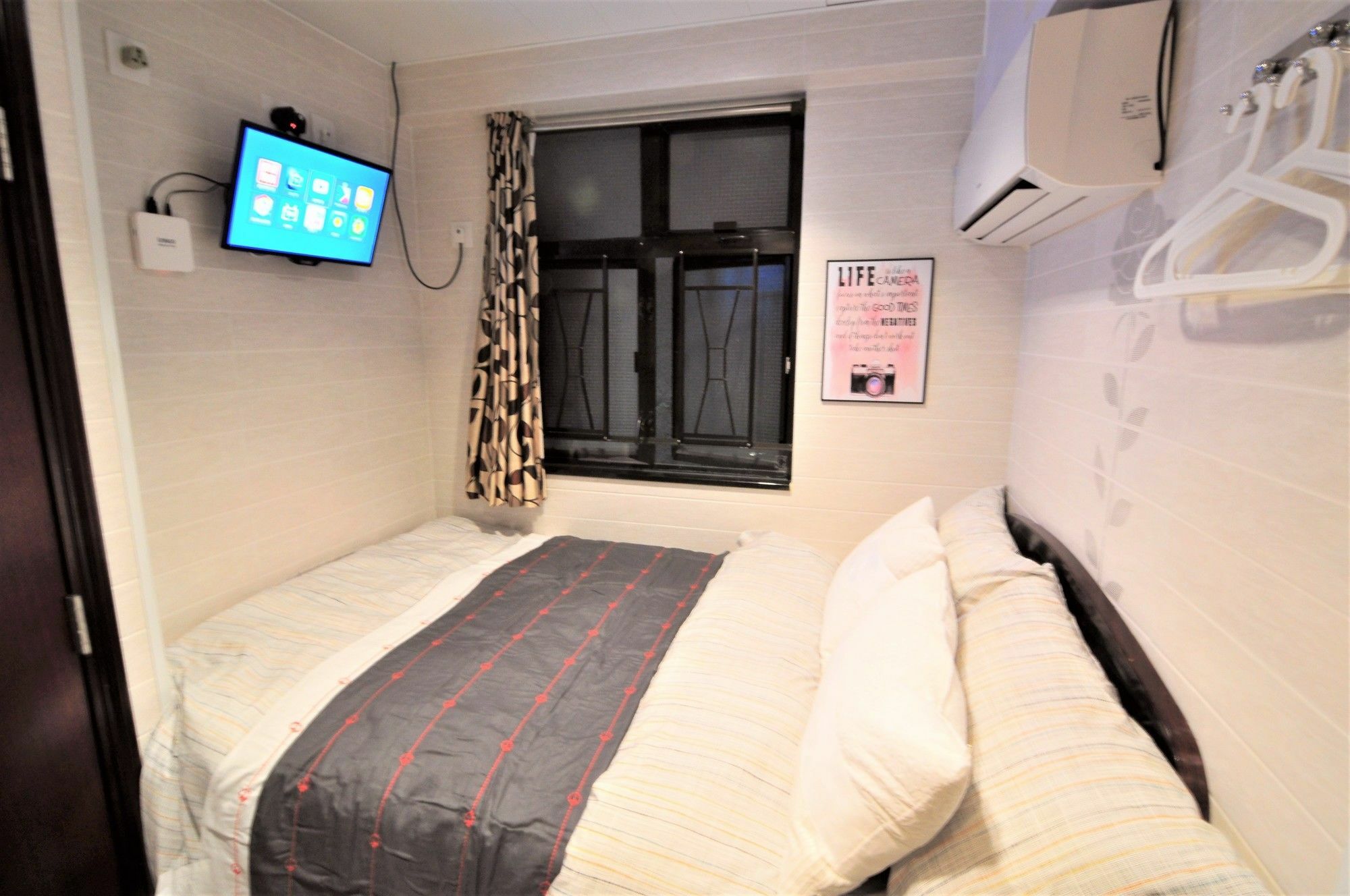 Big Wave Travel Hotel Хонконг Екстериор снимка