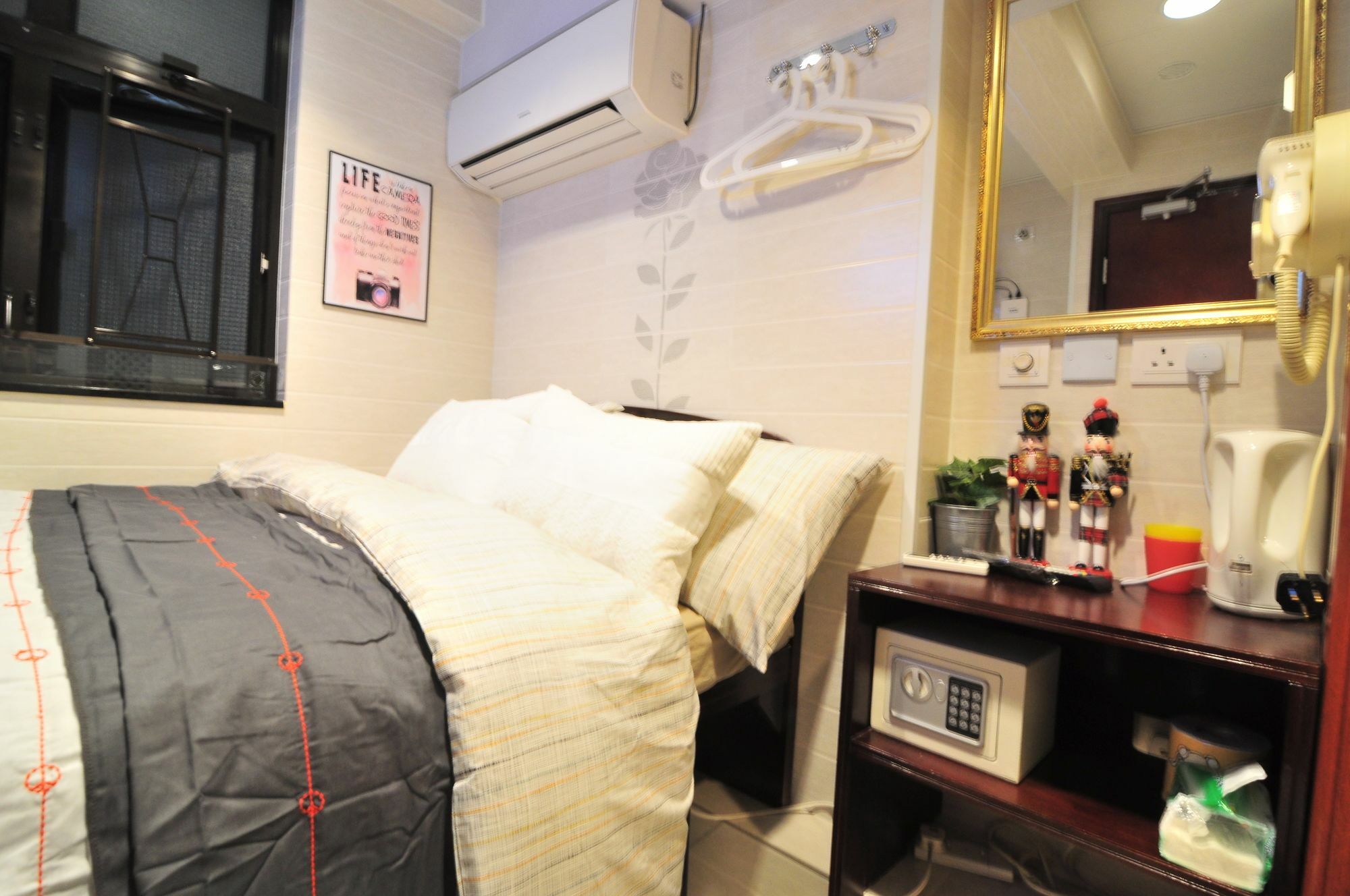 Big Wave Travel Hotel Хонконг Екстериор снимка